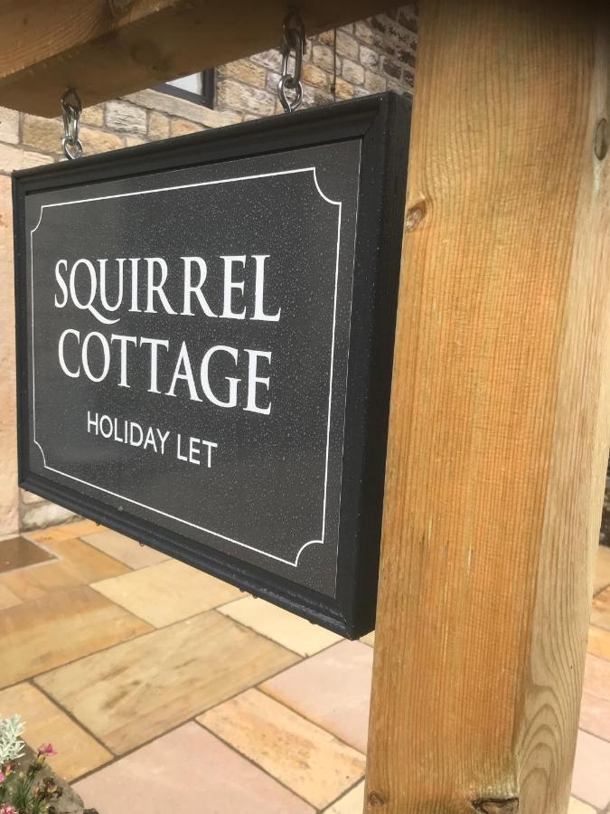 Squirrel Cottage Cowling Exterior photo